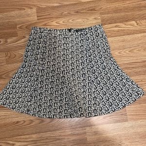 Banana Republic cotton boucle knit mini NWT skirt size 4 black and white ivory